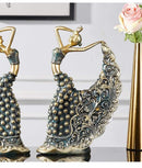 Escultura mulher pavão modernart™